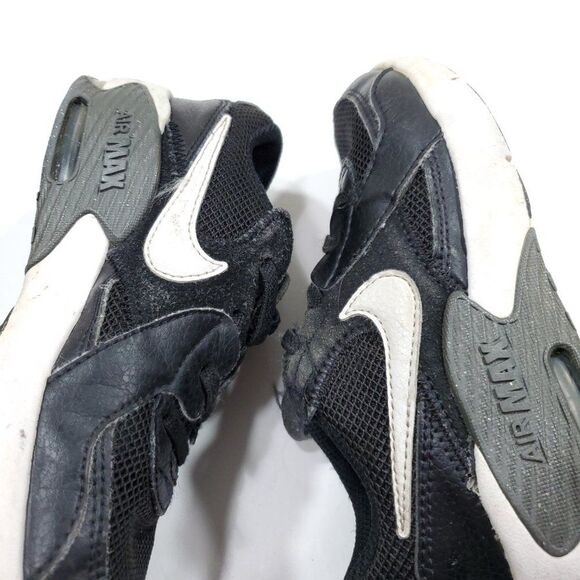 READ Nike Air Max Excee Sneakers Shoes Black White Gray Kids CD6892-001 Size 12C - Picture 5 of 9